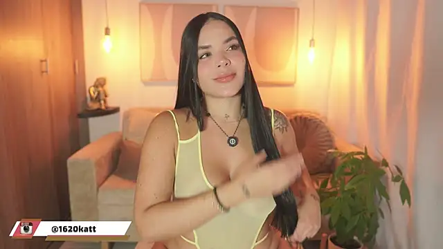 Snapshot of amelie_gonzalez chatting on June 26, 2026, 6:25 pm amelie gonzalez online show from June 26, 2026, 6:25 pm