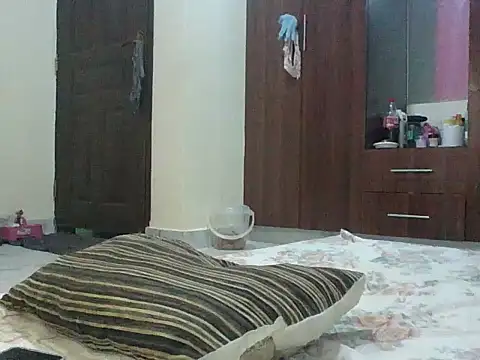 Snapshot of sweet-fancy chatting on October 22, 2025, 3:44 pm sweet-fancy online show from October 22, 2025, 3:44 pm