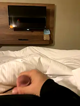 Snapshot of neugrg chatting on December 21, 2025, 2:08 pm neugrg online show from December 21, 2025, 2:08 pm