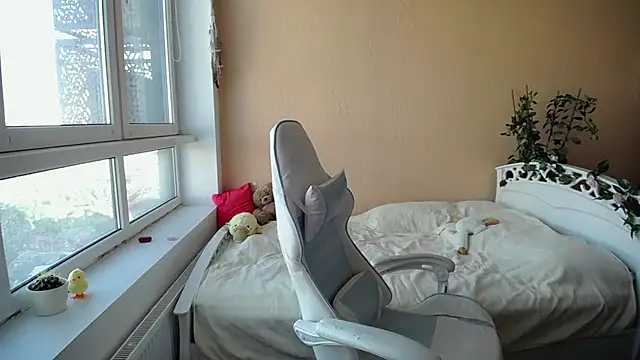 Snapshot of MissLinaDream chatting on September 15, 2025, 2:06 pm MissLinaDream online show from September 15, 2025, 2:06 pm