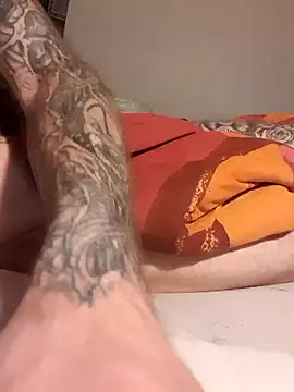 Snapshot of PIercingBoy38 chatting on February 23, 2025, 12:08 am PIercingBoy38 online show from February 23, 2025, 12:08 am