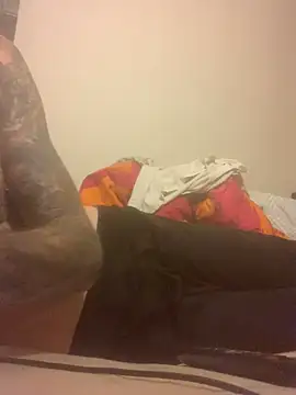 Snapshot of PIercingBoy38 chatting on February 26, 2025, 9:20 pm PIercingBoy38 online show from February 26, 2025, 9:20 pm