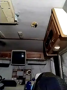 Snapshot of petiteDollface chatting on January 25, 2025, 11:34 am petiteDollface online show from January 25, 2025, 11:34 am