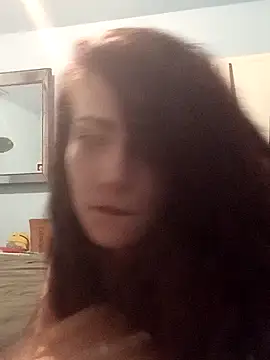 Snapshot of petiteDollface chatting on March 2, 2025, 7:32 am petiteDollface online show from March 2, 2025, 7:32 am