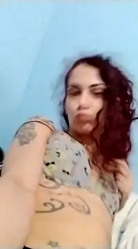 Snapshot of petiteDollface chatting on January 27, 2025, 12:58 pm petiteDollface online show from January 27, 2025, 12:58 pm