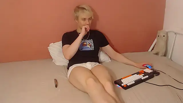 Oliver sweet  online show from March 27, 2026, 1:14 am