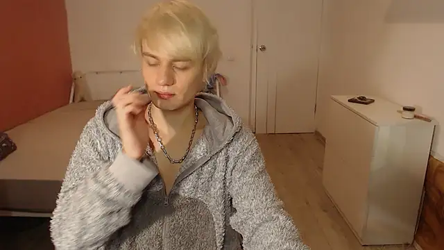 Oliver sweet  online show from January 8, 2026, 1:22 am