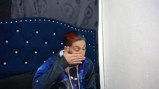 anyu1306 online show from February 18, 2025, 5:09 am