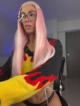 Snapshot of Miss_sagitario chatting on May 4, 2026, 12:19 pm Miss sagitario online show from May 4, 2026, 12:19 pm