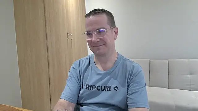 Snapshot of BrettJ81 chatting on March 2, 2026, 3:19 pm BrettJ81 online show from March 2, 2026, 3:19 pm