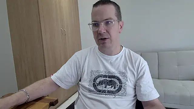 Snapshot of BrettJ81 chatting on April 2, 2026, 1:51 pm BrettJ81 online show from April 2, 2026, 1:51 pm