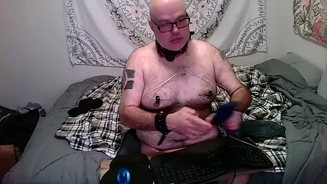 Snapshot of piggy4pain chatting on November 9, 2025, 1:31 am piggy4pain online show from November 9, 2025, 1:31 am