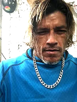 Snapshot of kvr27 chatting on October 10, 2025, 9:04 pm kvr27 online show from October 10, 2025, 9:04 pm