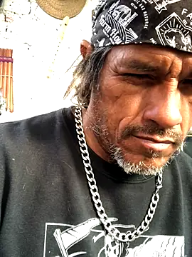 Snapshot of kvr27 chatting on November 13, 2025, 11:36 am kvr27 online show from November 13, 2025, 11:36 am