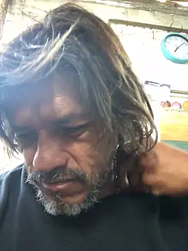 Snapshot of kvr27 chatting on October 29, 2025, 12:04 pm kvr27 online show from October 29, 2025, 12:04 pm