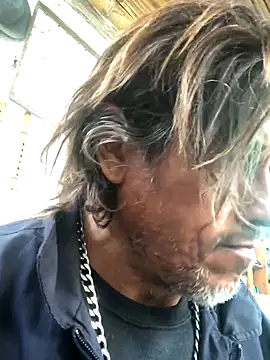 Snapshot of kvr27 chatting on November 9, 2025, 11:58 am kvr27 online show from November 9, 2025, 11:58 am