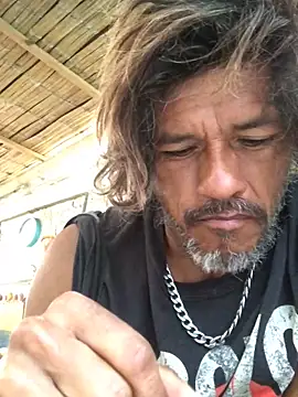 Snapshot of kvr27 chatting on November 28, 2025, 11:43 am kvr27 online show from November 28, 2025, 11:43 am