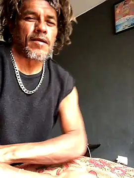 Snapshot of kvr27 chatting on November 21, 2025, 8:30 pm kvr27 online show from November 21, 2025, 8:30 pm