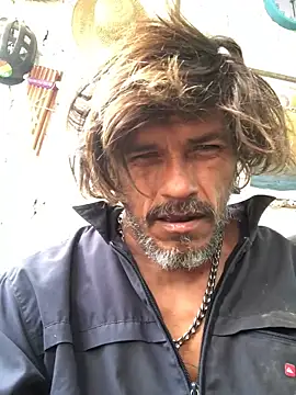 Snapshot of kvr27 chatting on November 6, 2025, 6:23 pm kvr27 online show from November 6, 2025, 6:23 pm