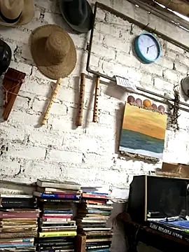 Snapshot of kvr27 chatting on November 3, 2025, 11:03 am kvr27 online show from November 3, 2025, 11:03 am