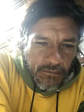 Snapshot of kvr27 chatting on December 2, 2025, 11:01 am kvr27 online show from December 2, 2025, 11:01 am