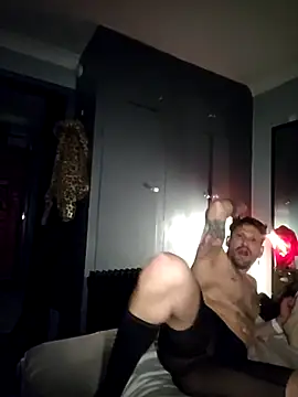 Snapshot of Degusta_avo chatting on November 6, 2025, 3:43 am Degusta avo online show from November 6, 2025, 3:43 am