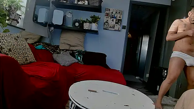 Snapshot of Degusta_avo chatting on December 2, 2024, 2:36 pm Degusta avo online show from December 2, 2024, 2:36 pm