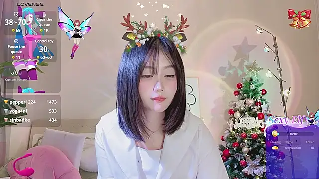 Dennielle- online show from December 24, 2024, 10:11 am