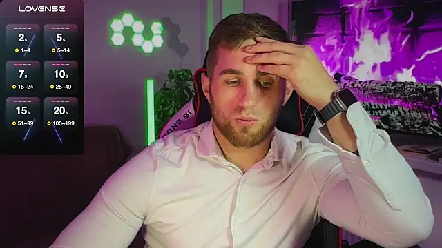 Sweeet  boy online show from October 31, 2025, 2:57 pm