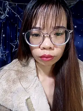   Mai-love19   online show from November 20, 2025, 10:09 pm