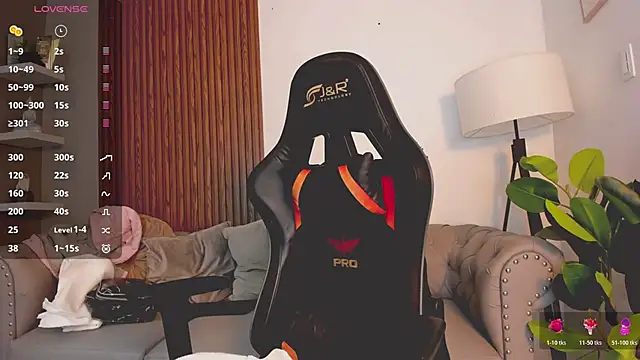 pervert lizza online show from October 26, 2025, 2:23 am