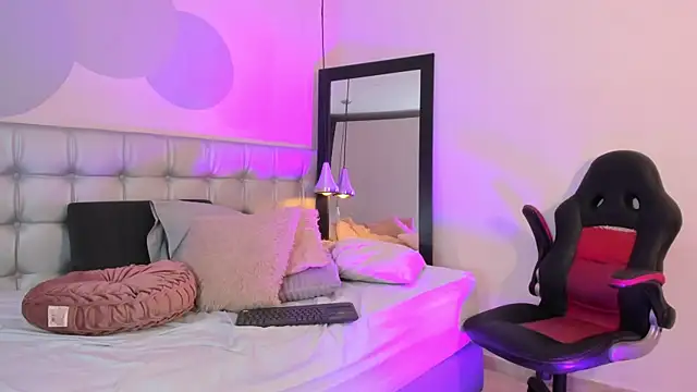 pervert lizza online show from March 20, 2025, 6:09 pm