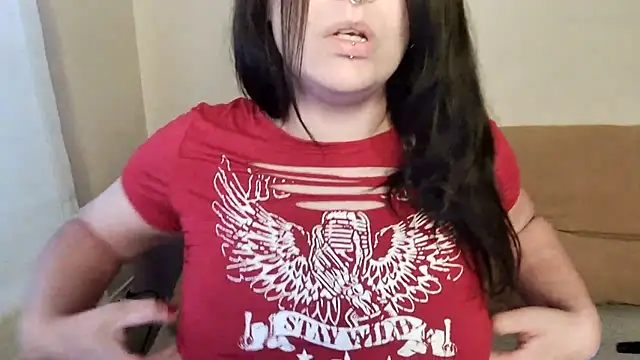 Snapshot of Lustylia chatting on October 22, 2025, 10:25 am Lustylia online show from October 22, 2025, 10:25 am