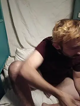 Snapshot of afTerparTycloudz chatting on December 1, 2025, 11:49 pm afTerparTycloudz online show from December 1, 2025, 11:49 pm