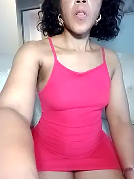 Snapshot of BabySweetDee chatting on February 27, 2025, 5:29 am BabySweetDee online show from February 27, 2025, 5:29 am