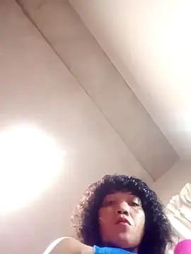 Snapshot of BabySweetDee chatting on February 20, 2025, 2:29 am BabySweetDee online show from February 20, 2025, 2:29 am