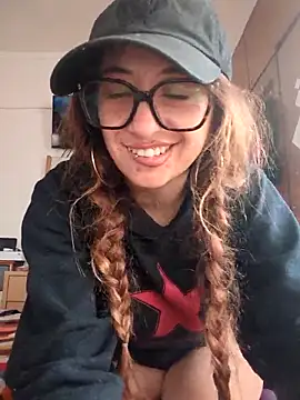 xgabyenlalunax online show from February 19, 2025, 4:00 pm