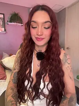 DaniDusan  online show from February 6, 2026, 7:10 pm