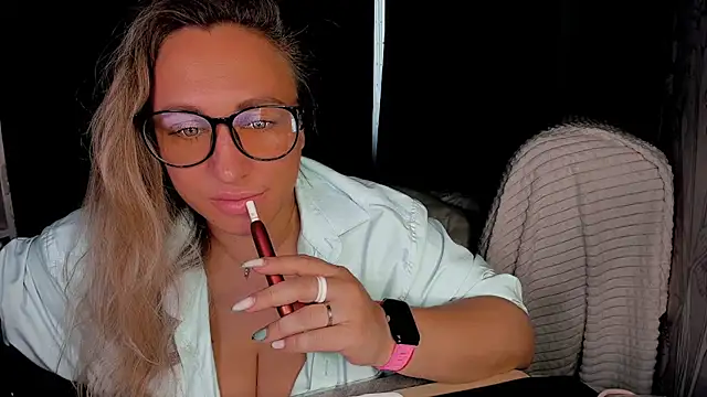 Snapshot of CumOnMy_Tits chatting on September 22, 2025, 12:38 am CumOnMy Tits online show from September 22, 2025, 12:38 am