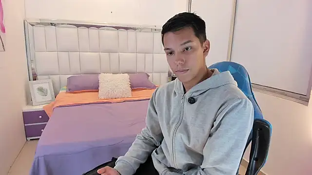 Edwin Blaz online show from October 15, 2025, 5:06 am