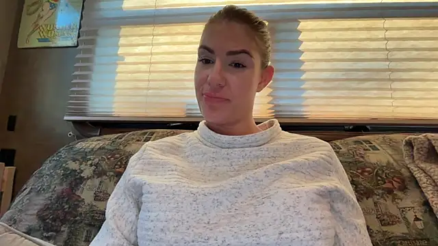 Snapshot of Milfywaysx chatting on October 2, 2025, 10:02 pm Milfywaysx online show from October 2, 2025, 10:02 pm