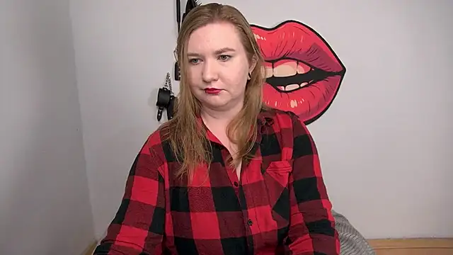 Snapshot of LaraDream chatting on November 4, 2025, 4:55 pm LaraDream online show from November 4, 2025, 4:55 pm