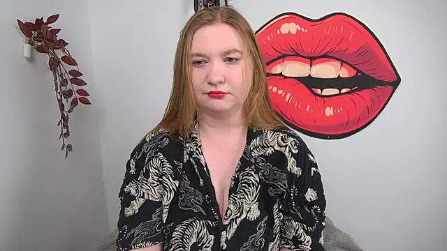 LaraDream online show from April 10, 2026, 3:19 pm