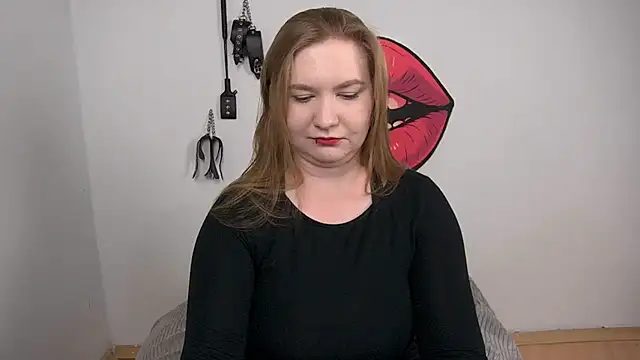 Snapshot of LaraDream chatting on November 28, 2025, 3:01 pm LaraDream online show from November 28, 2025, 3:01 pm