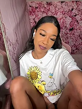 mismialove online show from March 24, 2026, 6:13 am