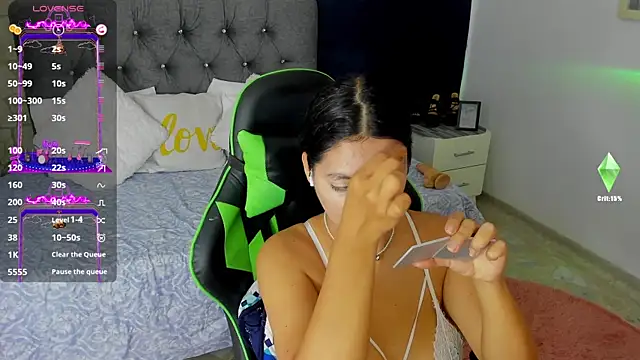 susan smith18 online show from September 19, 2025, 12:53 pm