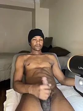 Snapshot of Letgeti chatting on February 14, 2026, 1:28 am Letgeti online show from February 14, 2026, 1:28 am