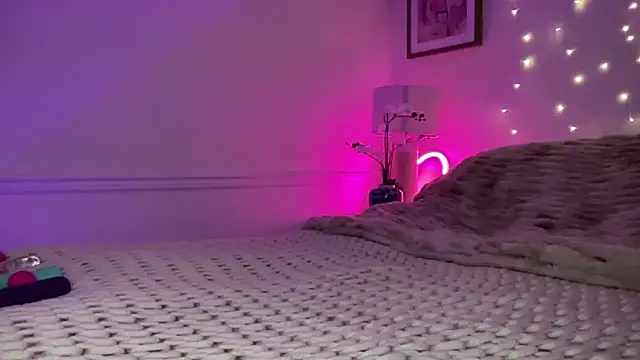 Snapshot of Fitnessbabe69 chatting on November 9, 2025, 8:07 am Fitnessbabe69 online show from November 9, 2025, 8:07 am