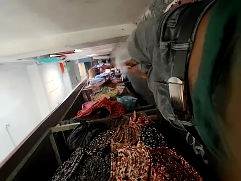 Snapshot of Kolkata___Boy chatting on February 17, 2025, 9:35 am Kolkata   Boy online show from February 17, 2025, 9:35 am