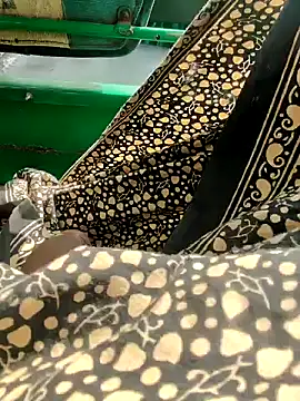 Snapshot of Kolkata___Boy chatting on January 5, 2025, 4:04 am Kolkata   Boy online show from January 5, 2025, 4:04 am